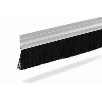 KT-PH-5-67-42-NATUR típusú, 67 mm magas natúr alumínium profilos ajtókefe 42 mm-es fekete sörtével.