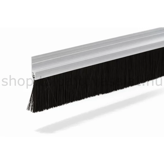 KT-PH-5-67-42-NATUR típusú, 67 mm magas natúr alumínium profilos ajtókefe 42 mm-es fekete sörtével.