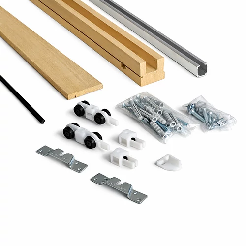 Design KIT – Modern tolóajtó vasalat valódi fa takaróval (80 kg)